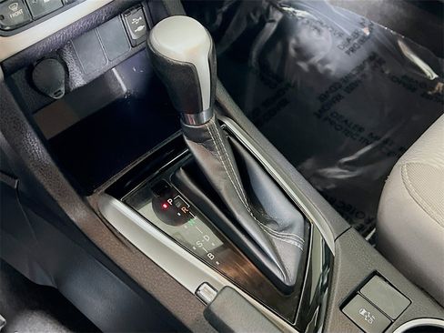 Certified 2019 Toyota Corolla SE image 16