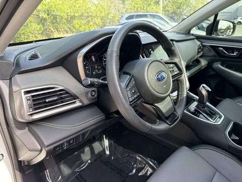 Used 2025 Subaru Outback Onyx Edition AWD/4WD image 25