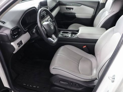 Used 2023 Honda Pilot Elite image 20