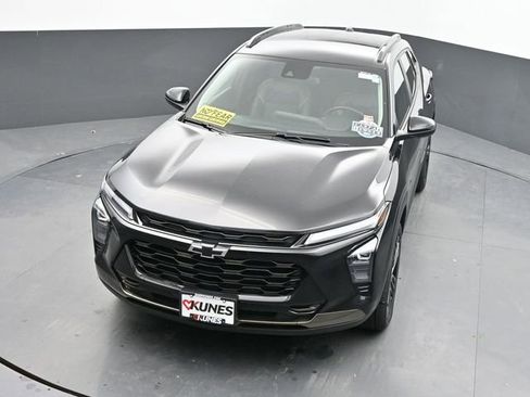 Used 2024 Chevrolet Trax ACTIV w/ Driver Confidence Package image 37