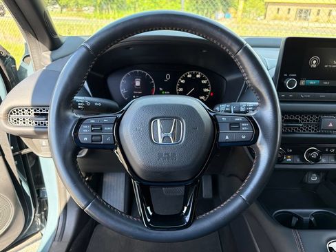 Used 2024 Honda HR-V Sport image 15