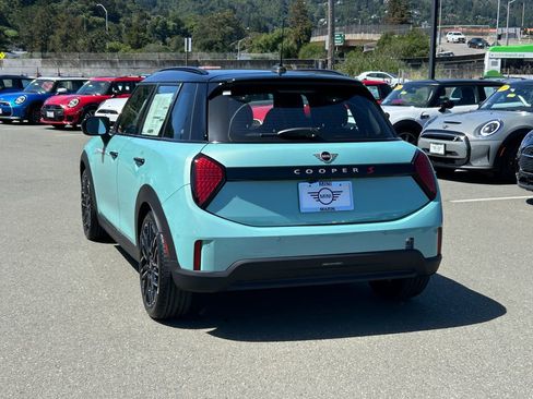 New 2026 MINI Cooper S image 3