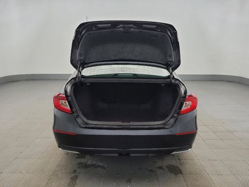 Used 2018 Honda Accord EX image 29