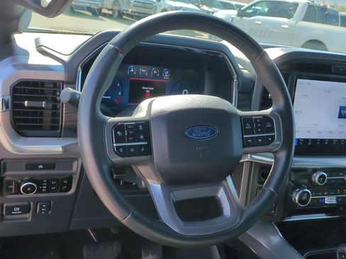 Used 2025 Ford F150 Lariat AWD/4WD image 15