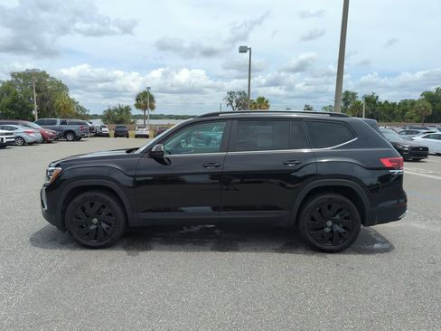 Used 2025 Volkswagen Atlas SE w/ Black Wheel Package AWD/4WD image 11