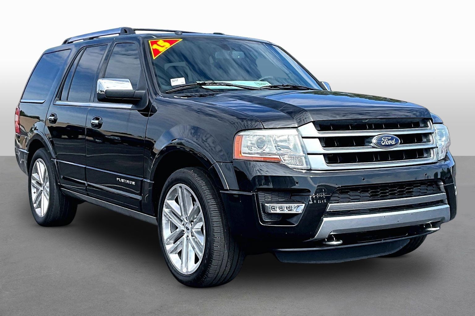 Used 2015 Ford Expedition Platinum AWD/4WD image 9
