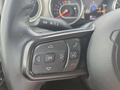 Used 2018 Jeep Wrangler Unlimited Sport S AWD/4WD image 11
