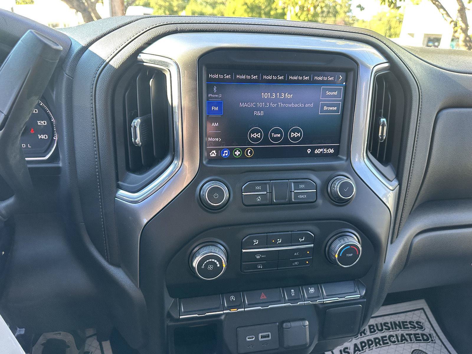 Used 2019 Chevrolet Silverado 1500 LT AWD/4WD image 24