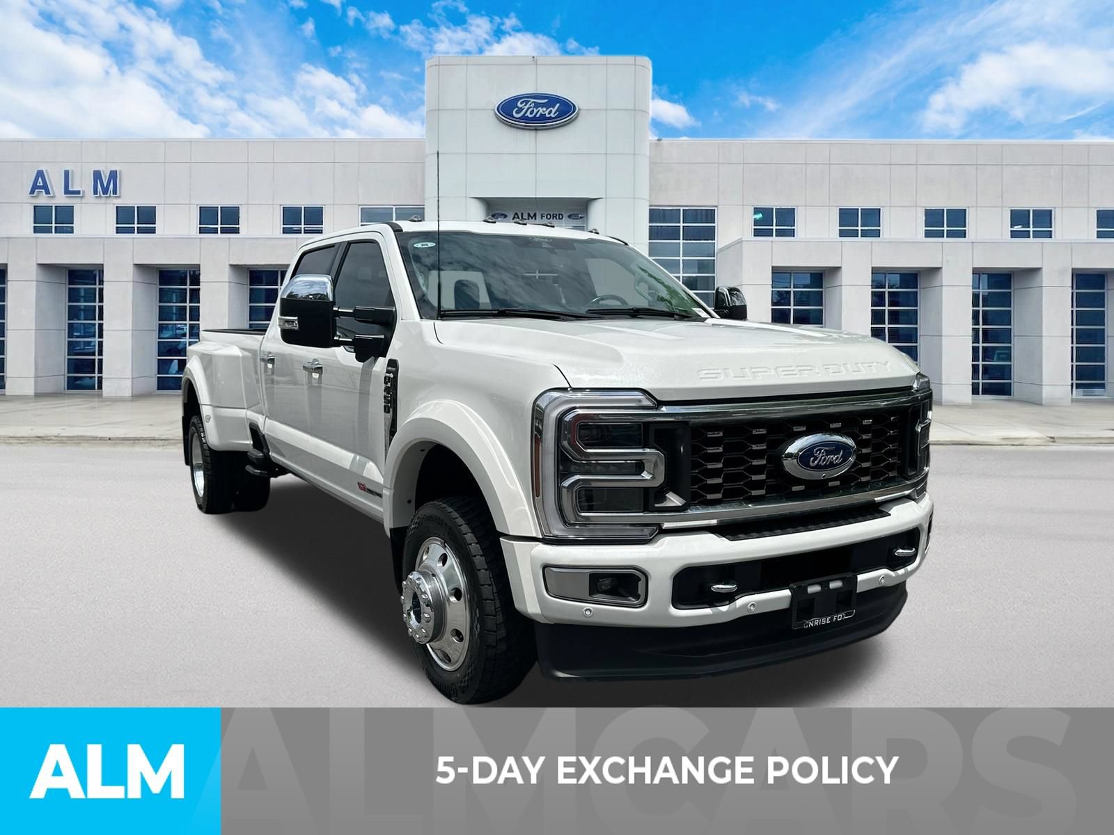 Used 2024 Ford F450 Limited w/ FX4 Off-Road Package AWD/4WD image 3