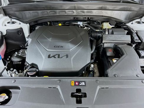 New 2025 Kia Telluride S image 33