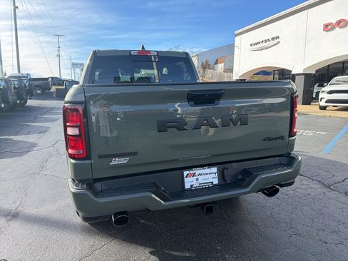 New 2026 RAM 1500 4x4 Crew Cab image 9