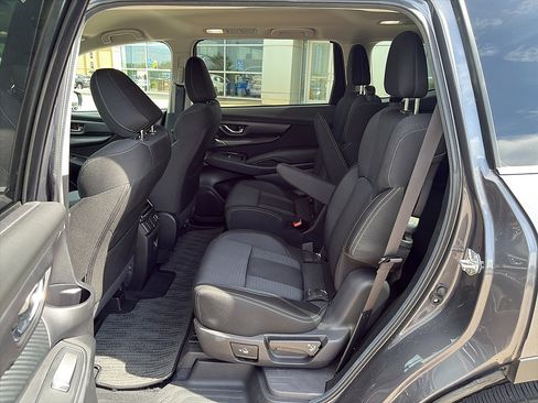 Used 2025 Subaru Ascent Premium AWD/4WD image 10