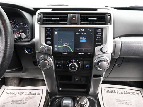 Used 2020 Toyota 4Runner SR5 Premium image 18