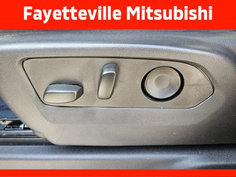 Used 2023 GMC Sierra 1500 AT4 w/ AT4 Preferred Package image 9