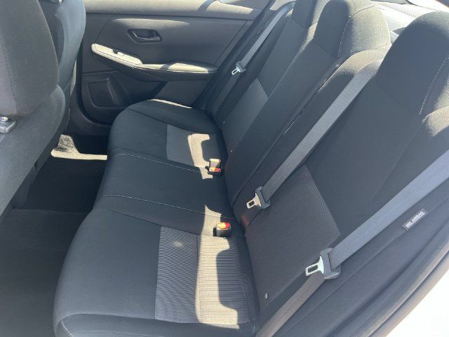 Used 2025 Nissan Sentra SV FWD image 35