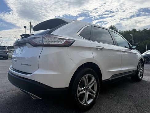 Used 2015 Ford Edge Titanium w/ Equipment Group 301A FWD image 8