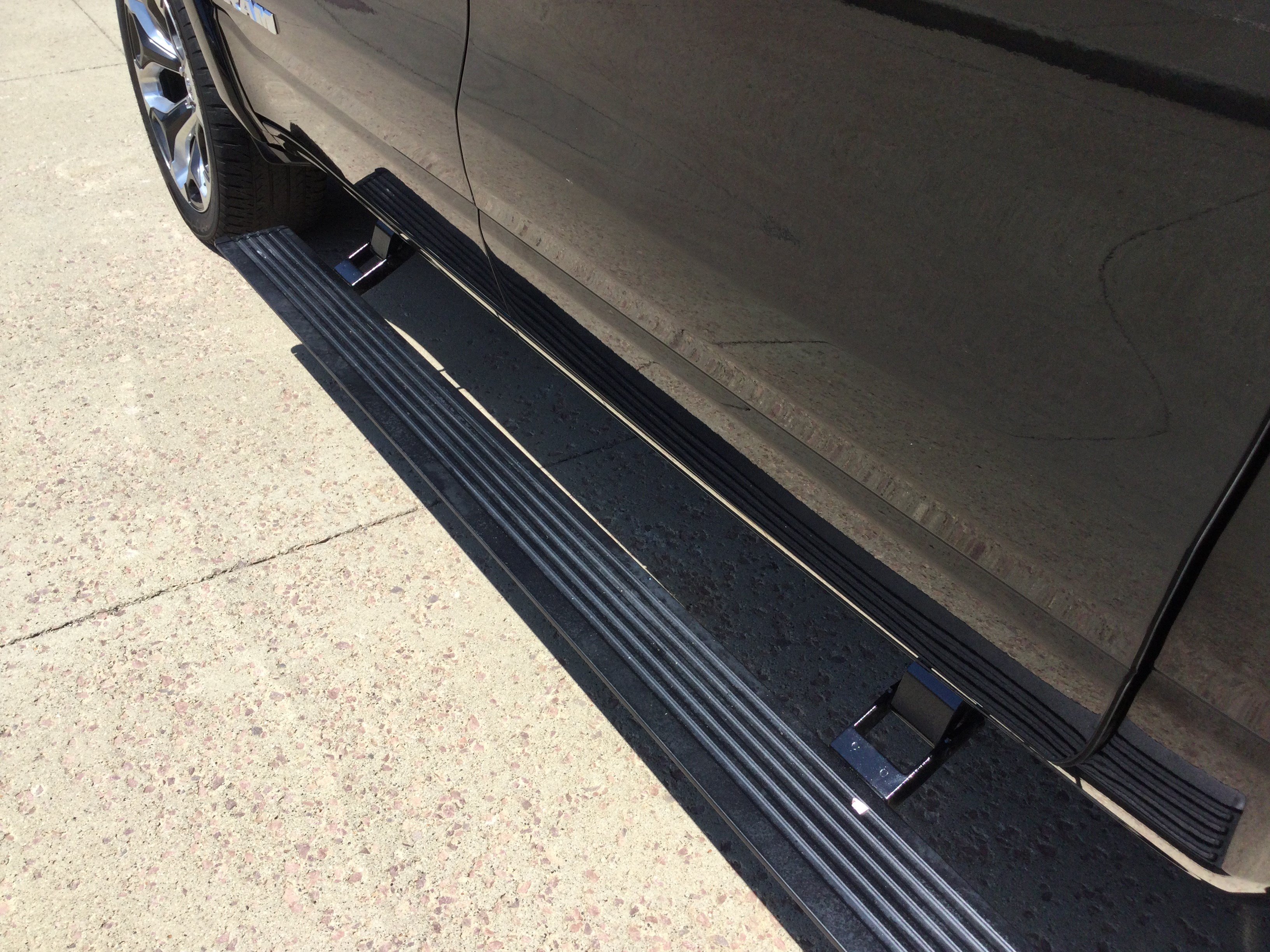 Used 2023 RAM 1500 Limited AWD/4WD image 10