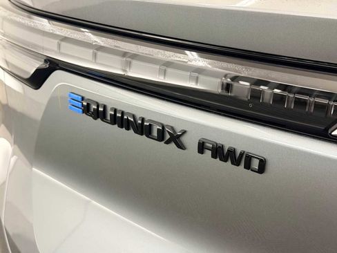 New 2026 Chevrolet Equinox EV RS image 12