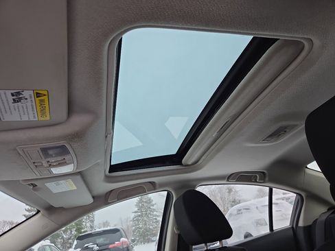 Used 2011 MAZDA MAZDA3 i Touring image 13