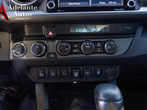 Used 2021 Toyota Tacoma TRD Off-Road image 14