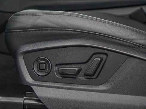 Certified 2022 Audi Q7 3.0T Prestige image 22