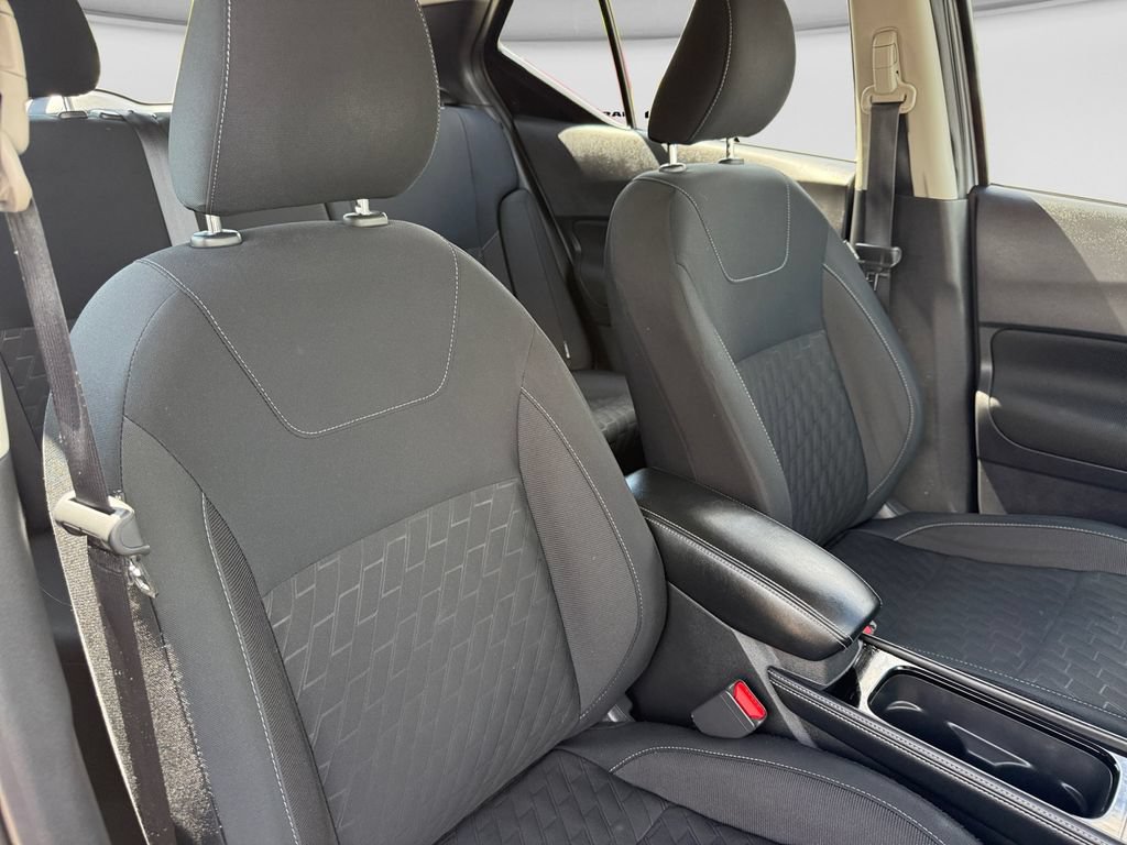 Certified 2023 Nissan Kicks SV FWD image 16