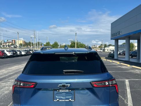 Used 2026 Chevrolet Equinox RS FWD image 4