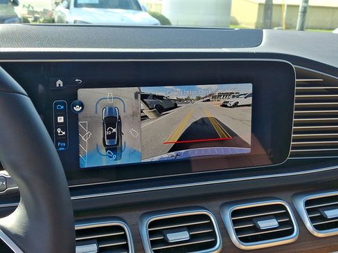 New 2026 Mercedes-Benz GLE 450 4MATIC image 14