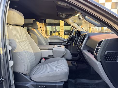 Used 2017 Ford F150 XLT w/ Equipment Group 302A Luxury image 30