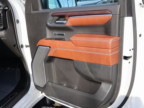 Used 2024 GMC Sierra 1500 Denali Ultimate image 14