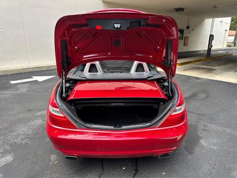 Used 2013 Mercedes-Benz SLK 250 image 12