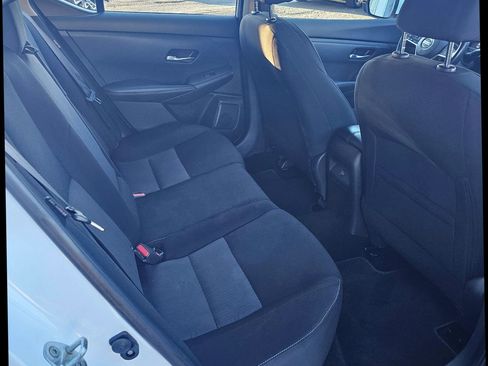 Used 2021 Nissan Sentra SV image 10