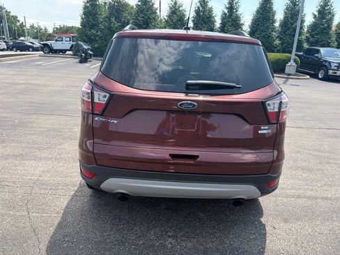 Used 2018 Ford Escape SE AWD/4WD image 4