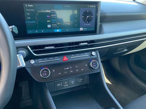 Used 2025 Hyundai Sonata SEL image 17