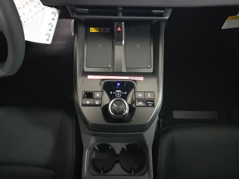 New 2026 Subaru Solterra image 28