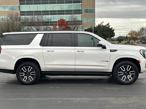 Used 2023 GMC Yukon XL AT4 w/ AT4 Premium Package image 3