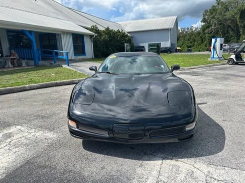 Used 1997 Chevrolet Corvette Coupe RWD image 8