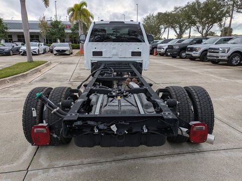 Certified 2024 Ford F550 4x4 Regular Cab Super Duty image 5