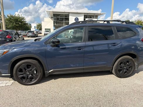Used 2025 Subaru Ascent Bronze Edition w/ Onyx Package AWD/4WD image 4