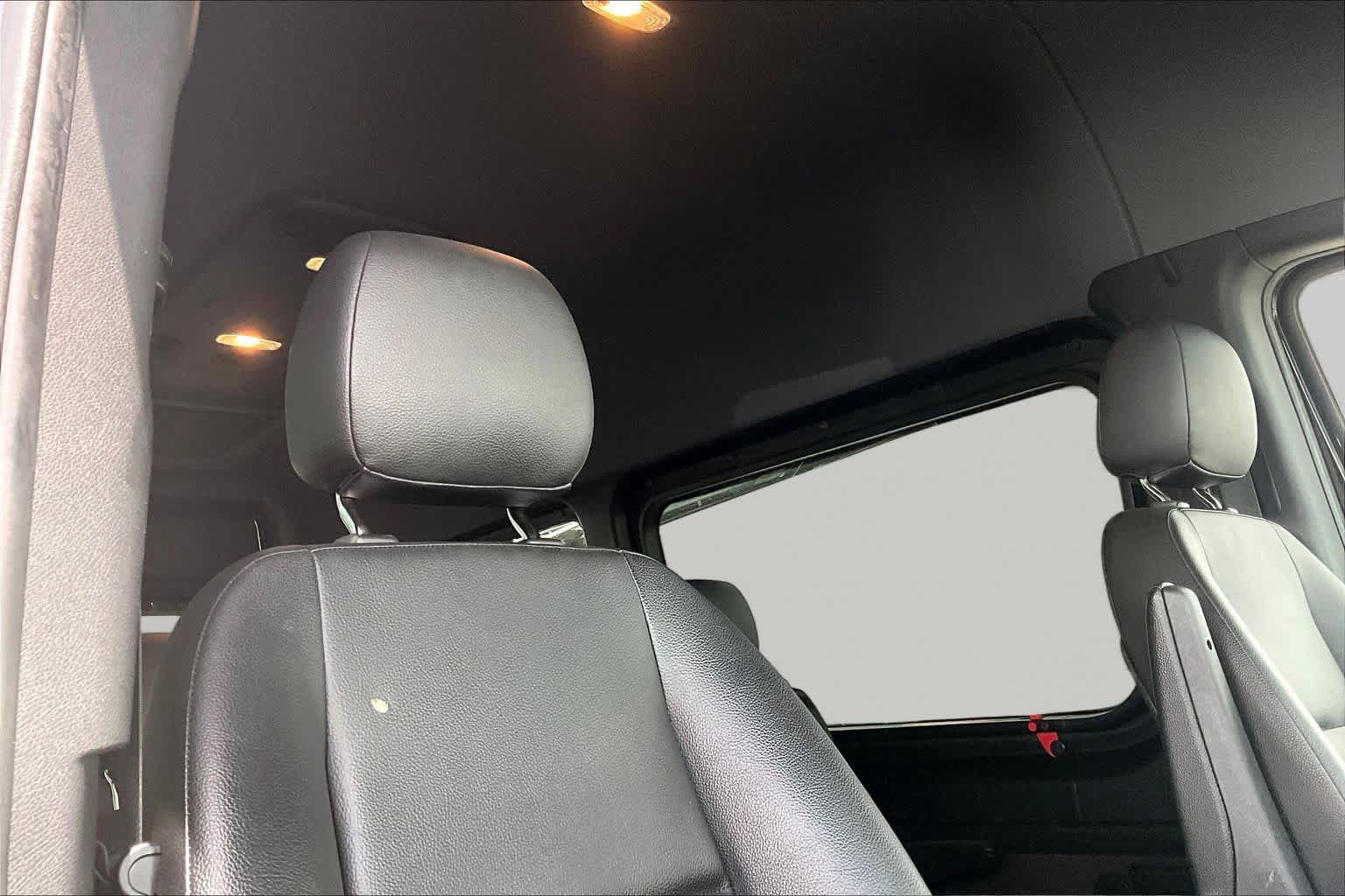 Used 2023 Mercedes-Benz Sprinter 1500 image 14