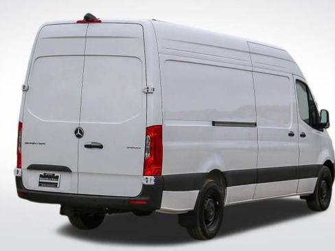 New 2025 Mercedes-Benz Sprinter 2500 image 6