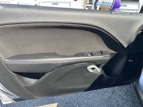 Used 2022 Dodge Challenger R/T Scat Pack w/ Driver Convenience Group image 11