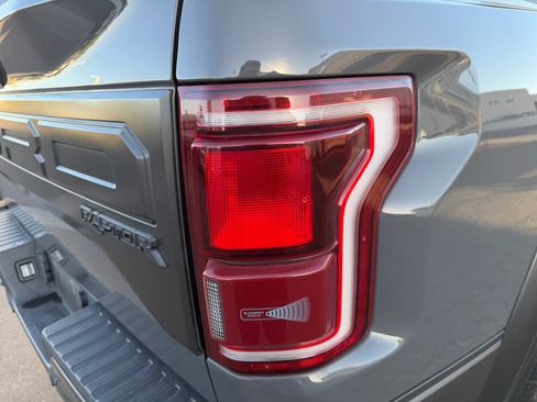 Used 2018 Ford F150 Raptor w/ Equipment Group 802A Luxury AWD/4WD image 29