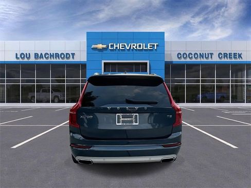 Used 2020 Volvo XC90 T5 Momentum image 7