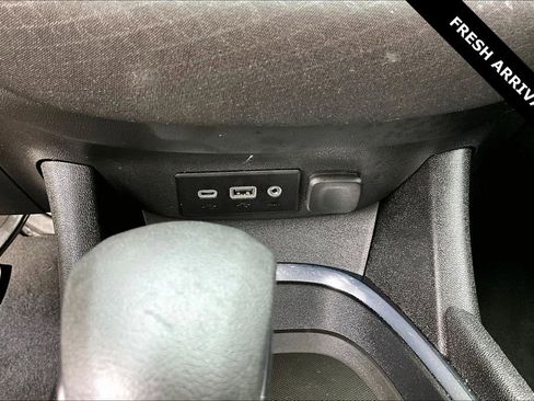 Used 2023 Chevrolet Malibu LT image 16