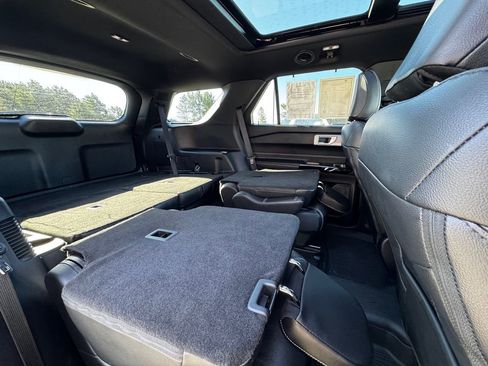 Used 2022 Ford Explorer ST w/ ST Street Pack AWD/4WD image 34
