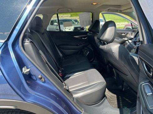 Used 2020 Subaru Outback Limited AWD/4WD image 11