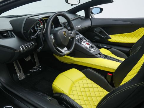 Used 2015 Lamborghini Aventador LP 720-4 50th Anniversario AWD/4WD image 35