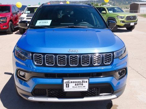 Used 2025 Jeep Compass Limited AWD/4WD image 6