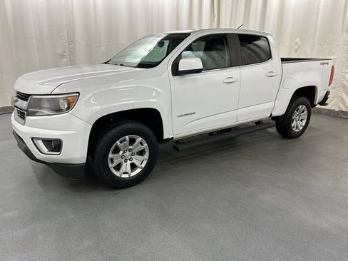 Used 2019 Chevrolet Colorado LT image 2